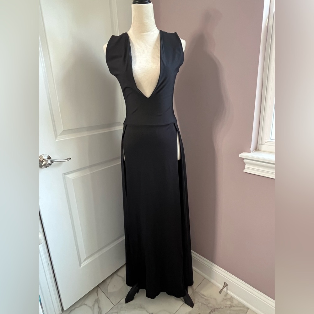 Roma Medium Black Sleeveless High Leg Slits Dress